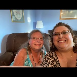 Meet your Posher, Christine